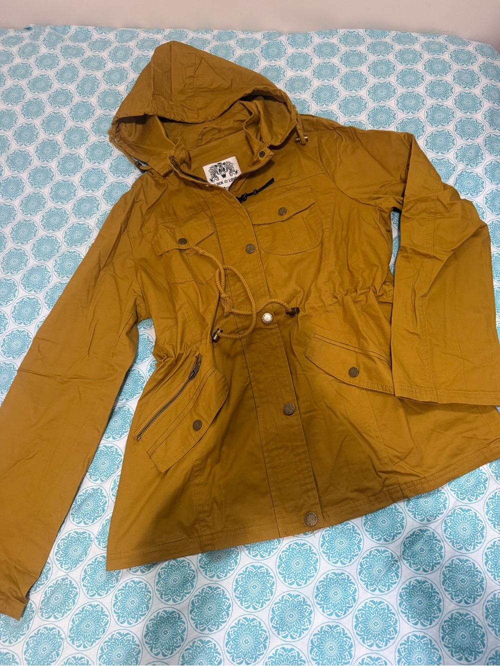 Women's Hooded Utility Jacket in Mustard